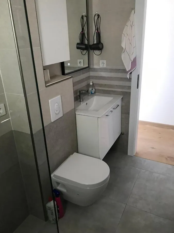Apartments Jelka Banjol Croatia