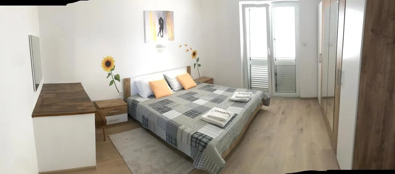 Apartments Jelka Banjol