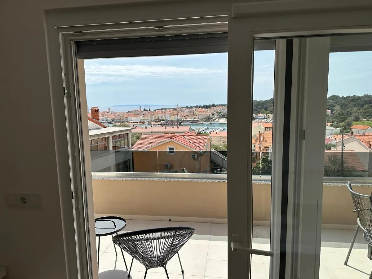 Apartments Jelka Banjol Croatia