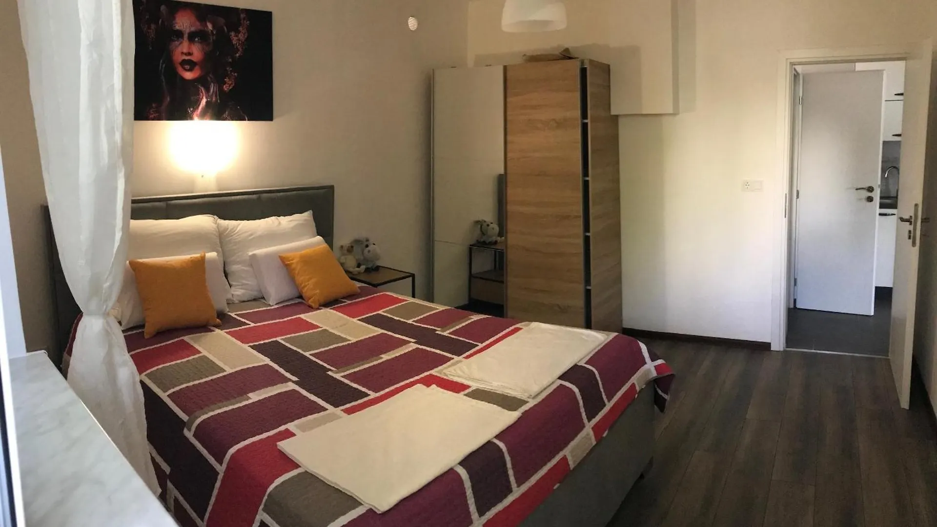 Apartments Jelka Banjol 0*,