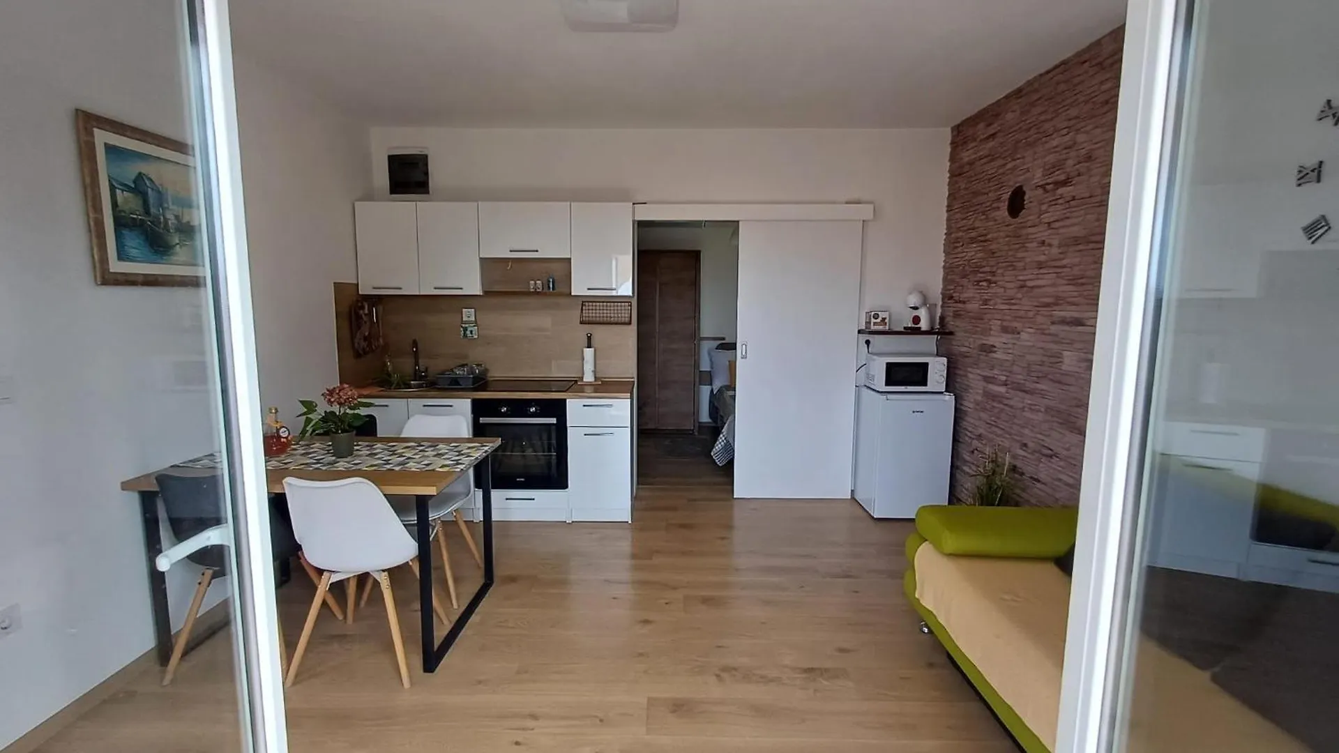 Apartments Jelka Banjol