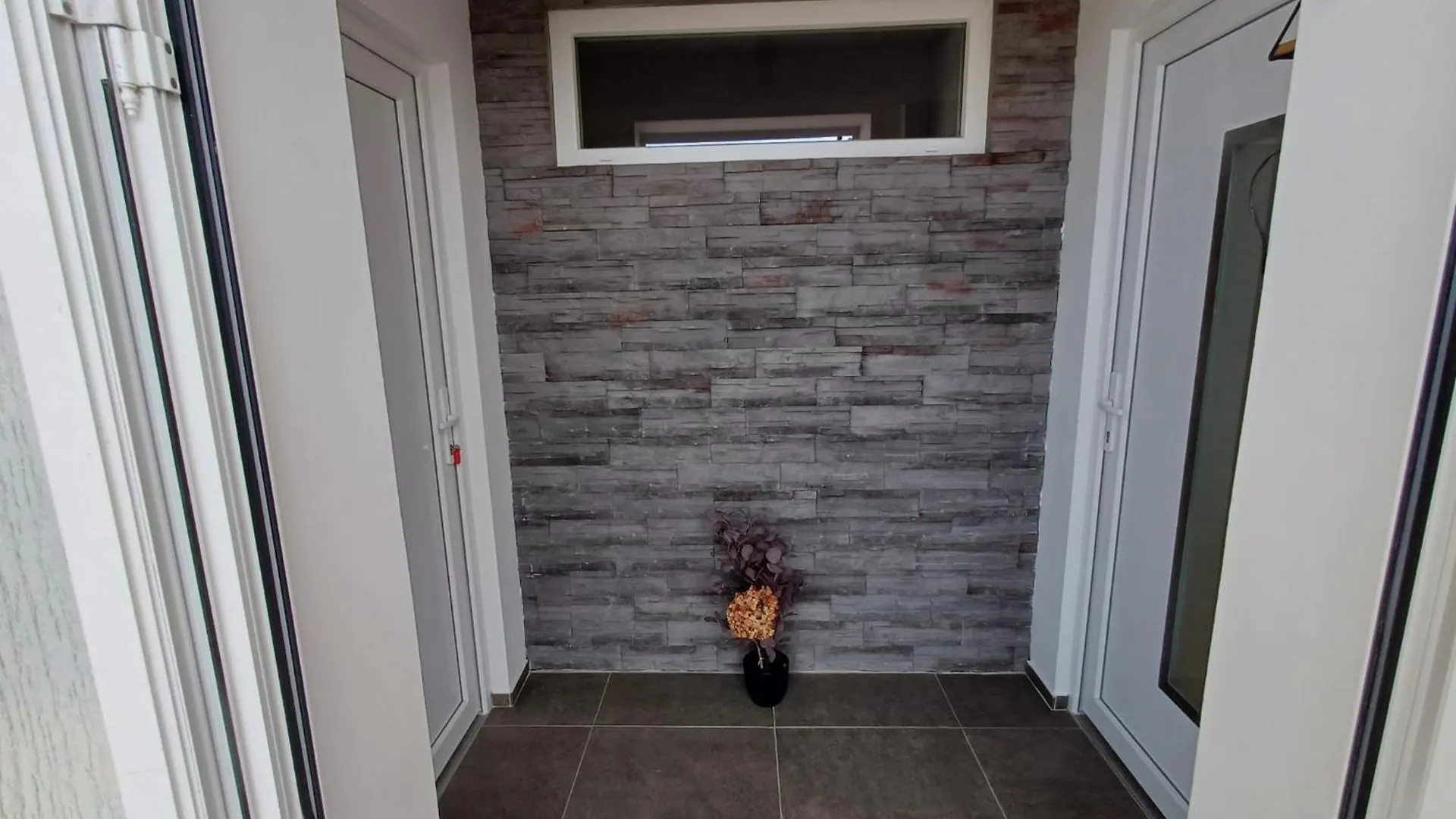 Apartments Jelka Banjol Κροατία