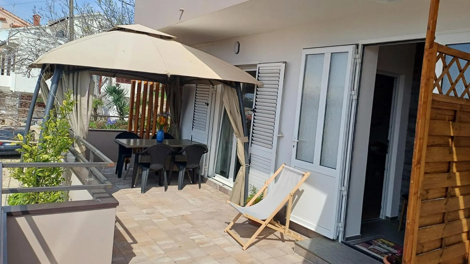 Apartments Jelka Banjol 0*,  Κροατία
